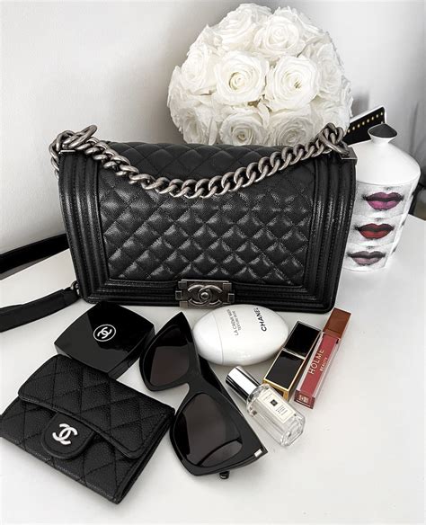 buy chanel boy bag